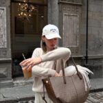 Beige in Hafan